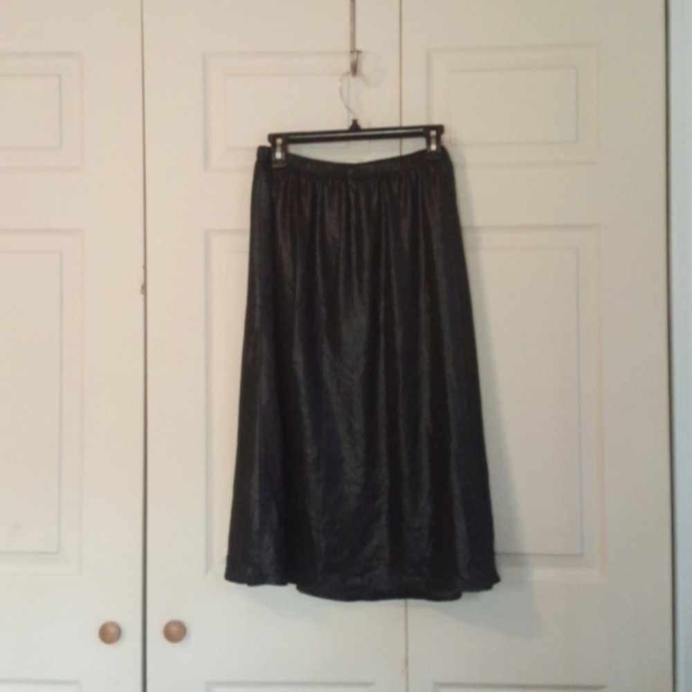 NWT Old Navy Womens Metallic Black Midi Skirt